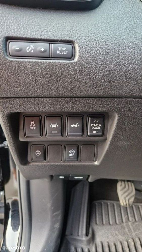 Nissan X-Trail 1.6 DIG-T N-Connecta - 29