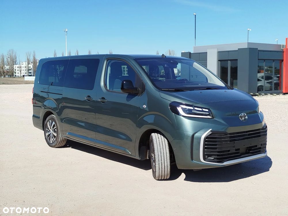 Toyota Proace Verso 2.2 D4-D Long Business - 2