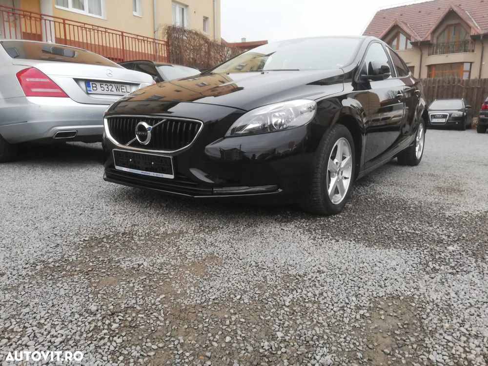 Volvo V40 T2 Geartronic Kinetic - 4