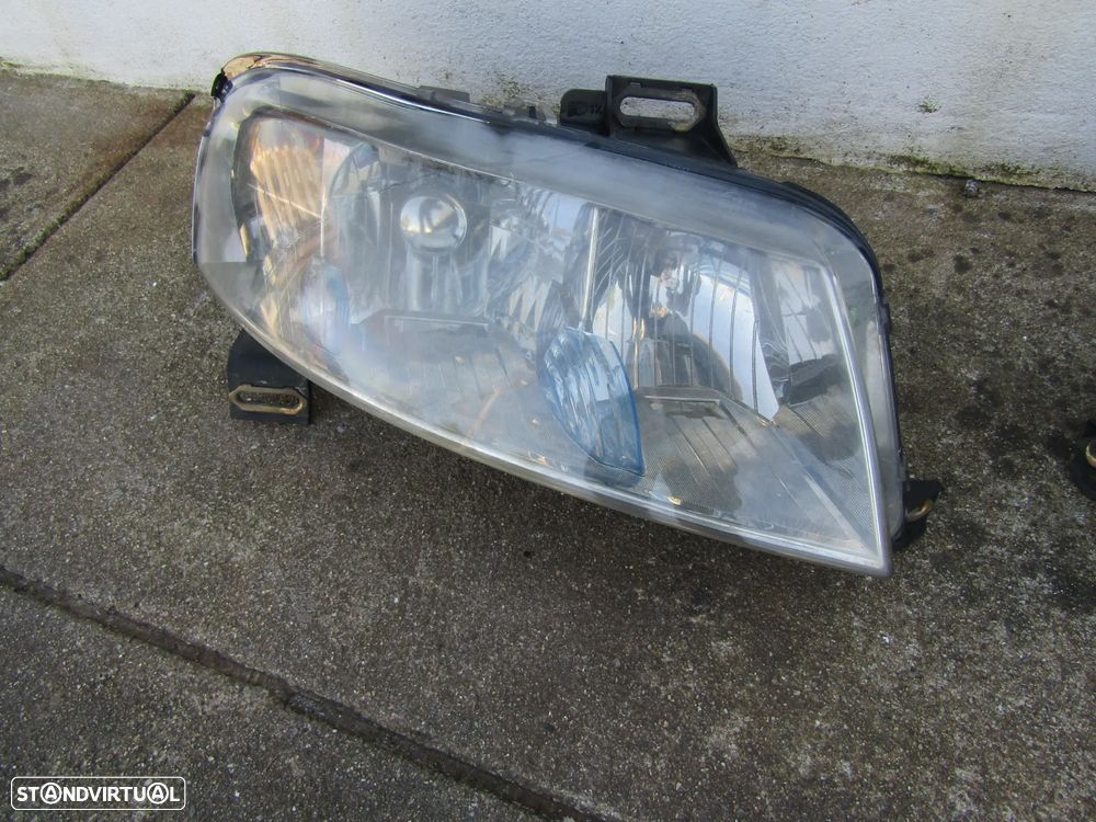 Farois Fiat Stillo ano 2002 modelo de 5 portas (par) - 3