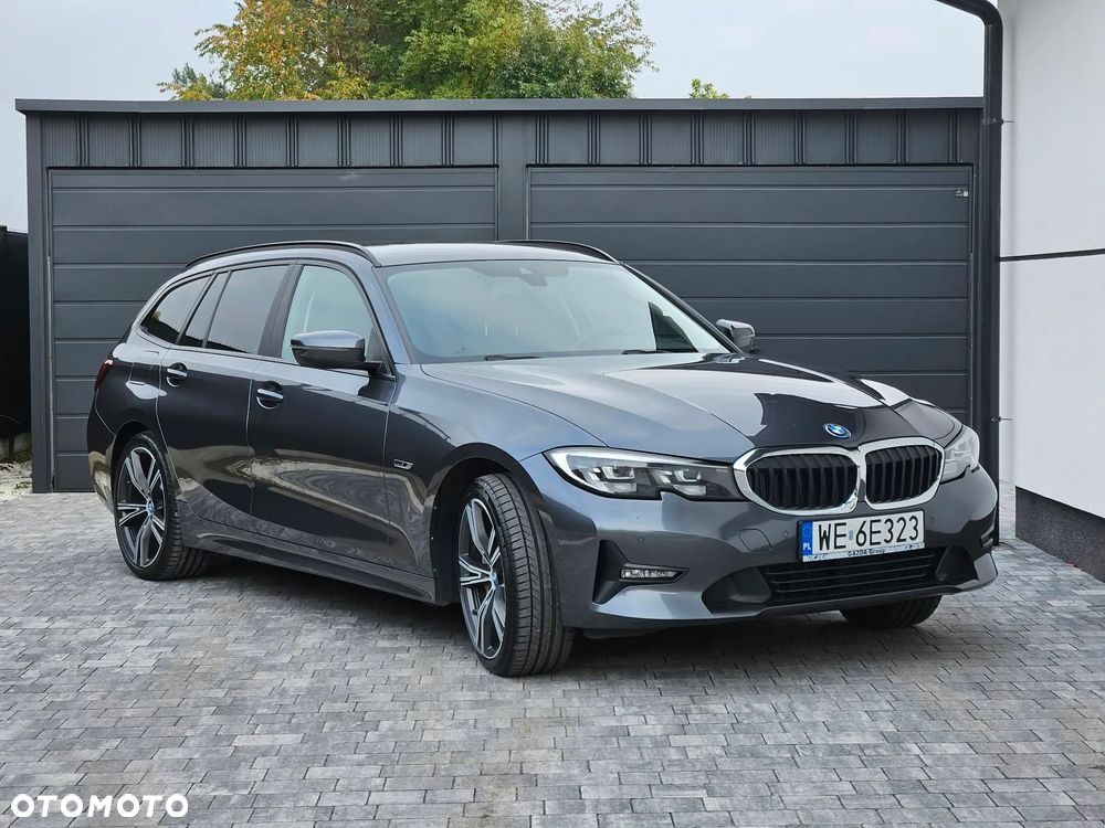 BMW Seria 3 - 12