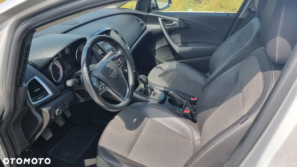 Opel Astra 1.7 CDTI Cosmo - 14