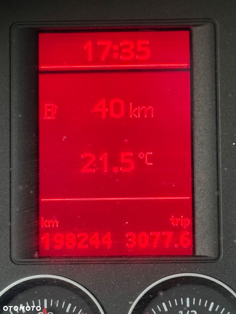 Volkswagen Golf 1.9 TDI Comfortline - 9