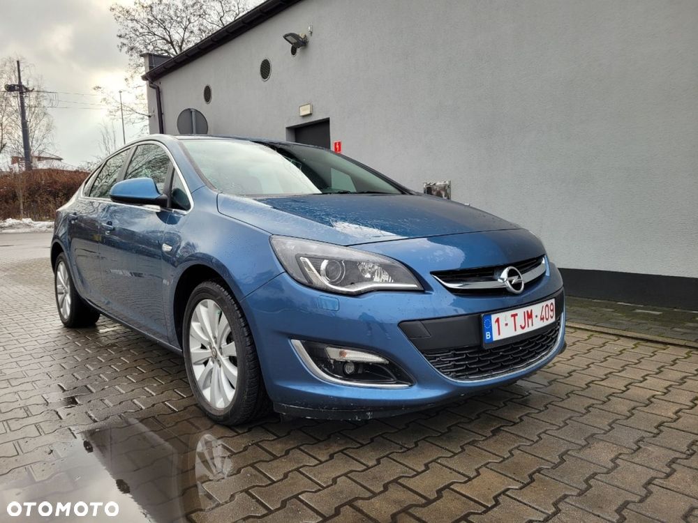 Opel Astra 1.4 Turbo Exklusiv - 6