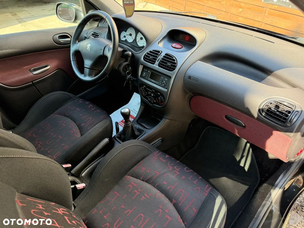 Peugeot 206 - 14