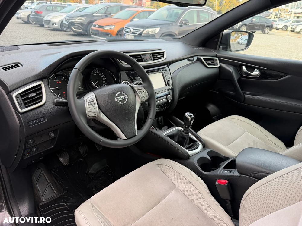 Nissan Qashqai 1.6 DCI 4 x 4 DPF Start/Stop tekna - 7