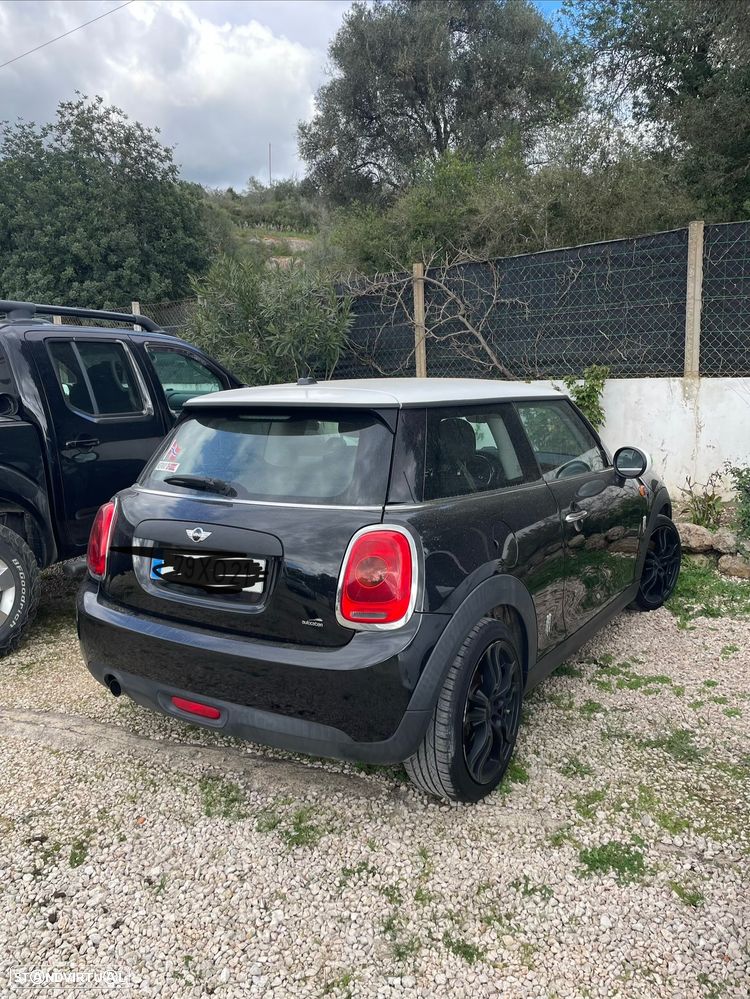 MINI 3 Portas One D Blackyard - 4