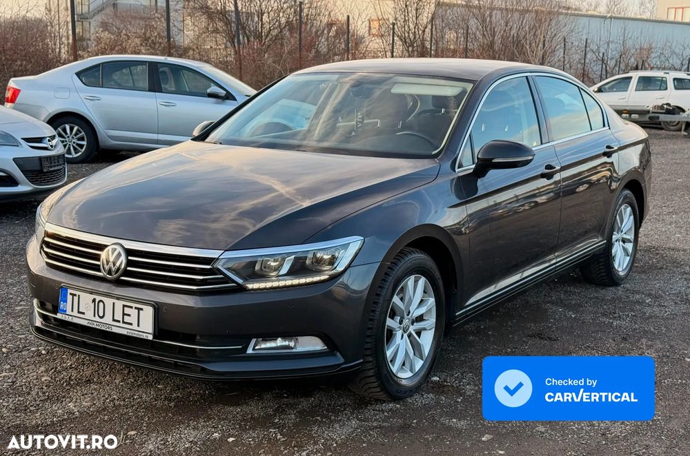 Volkswagen Passat 2.0 TDI DSG Comfortline - 1
