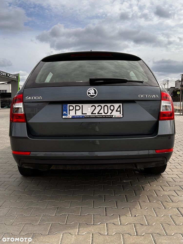 Skoda Octavia 1.5 TSI Ambition - 11