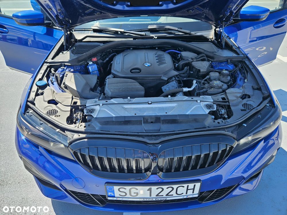 BMW Seria 3 320d xDrive M Sport sport - 30