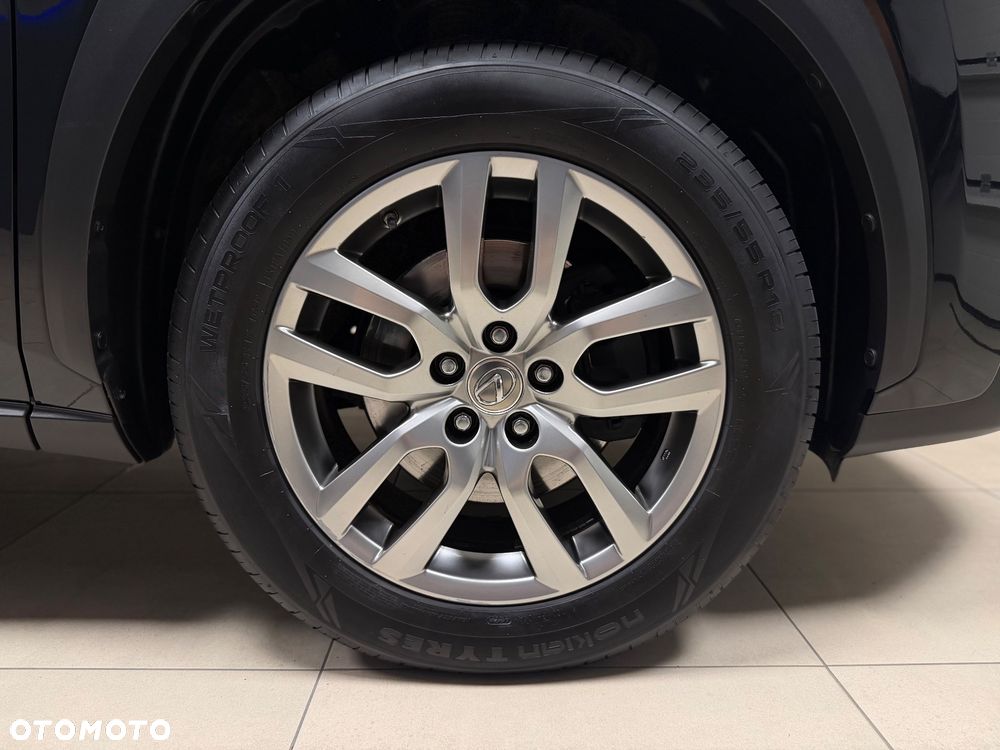 Lexus NX 300h Comfort AWD - 33