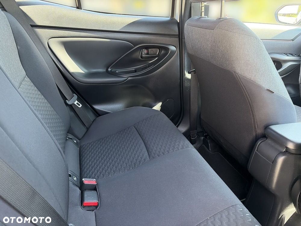 Toyota Yaris Cross Hybrid 1.5 Style - 14