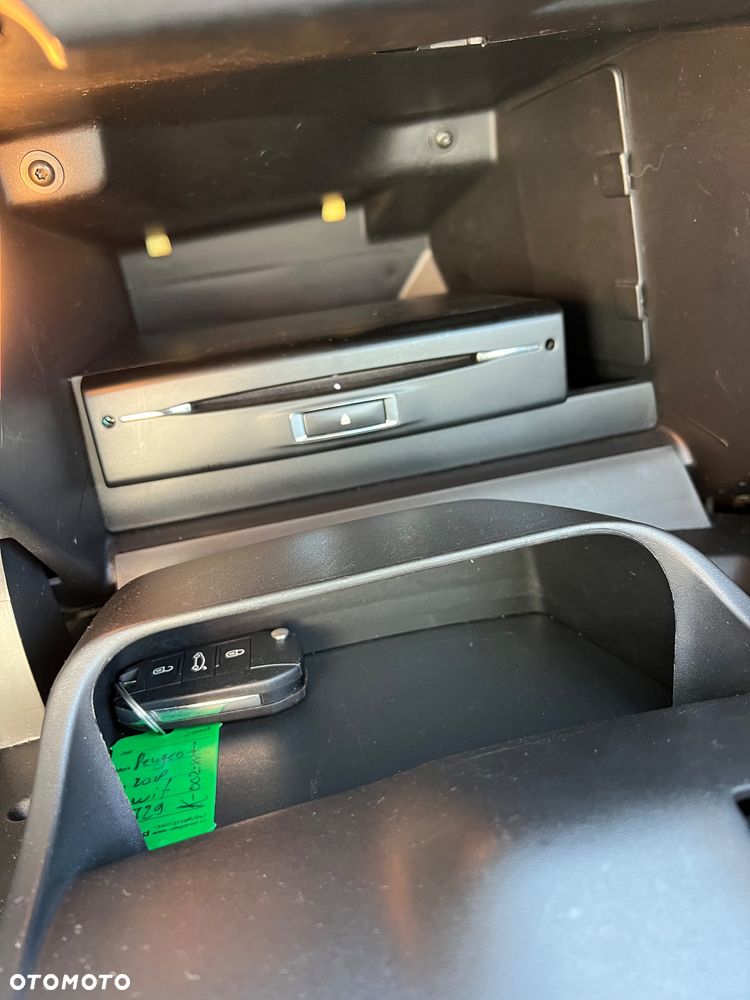 Peugeot 2008 PureTech 82 Urban Move - 11