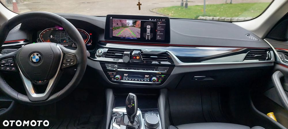 BMW Seria 5 530d Luxury Line - 10