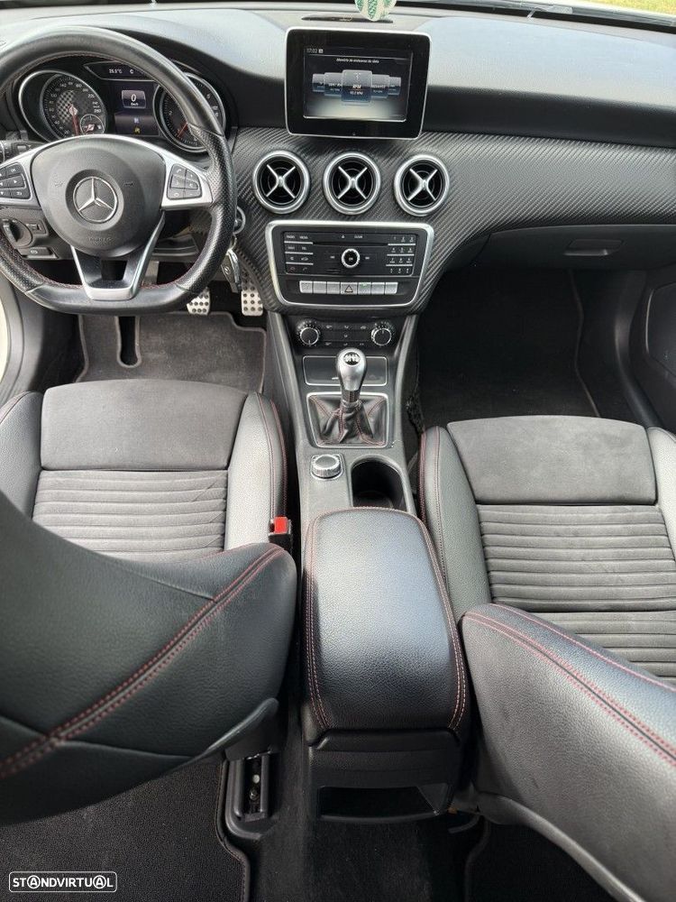 Mercedes-Benz A 180 d AMG Line - 4