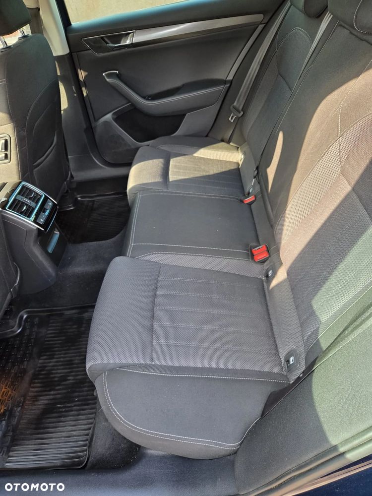 Skoda Superb 2.0 TSI Style DSG - 24