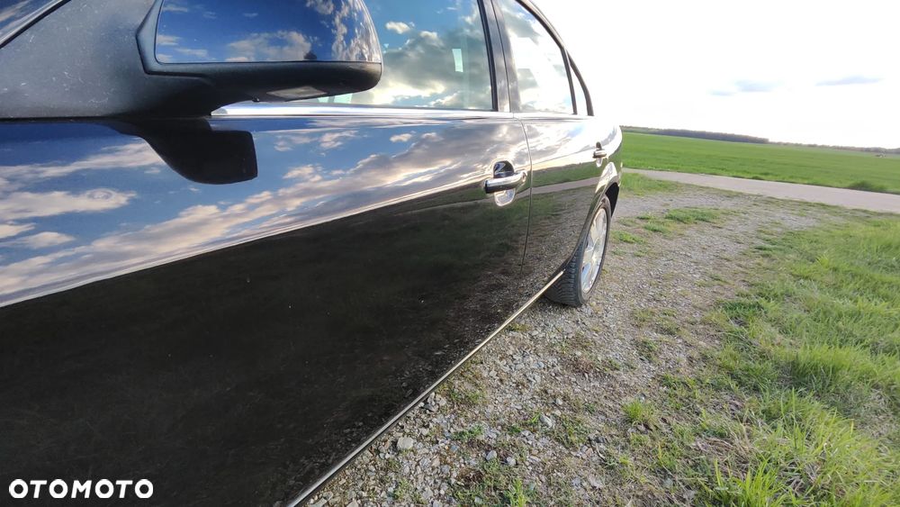 Ford Mondeo 2.0 FF Titanium - 31