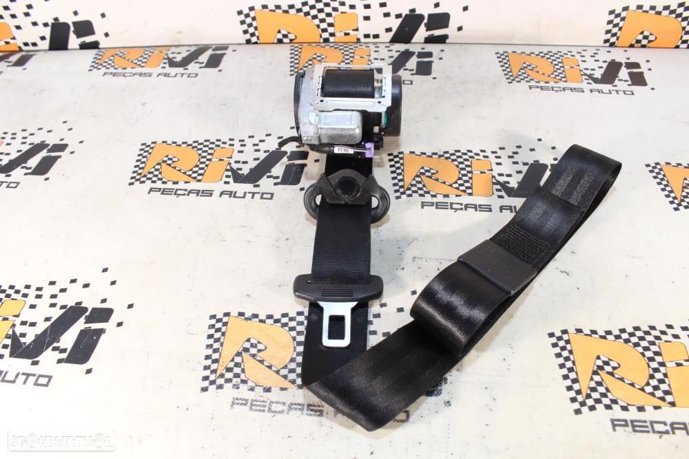 Cinto Frontal Esquerdo Audi A3 (8P1)  8P3857705b / 601853900D / 602134 - 1