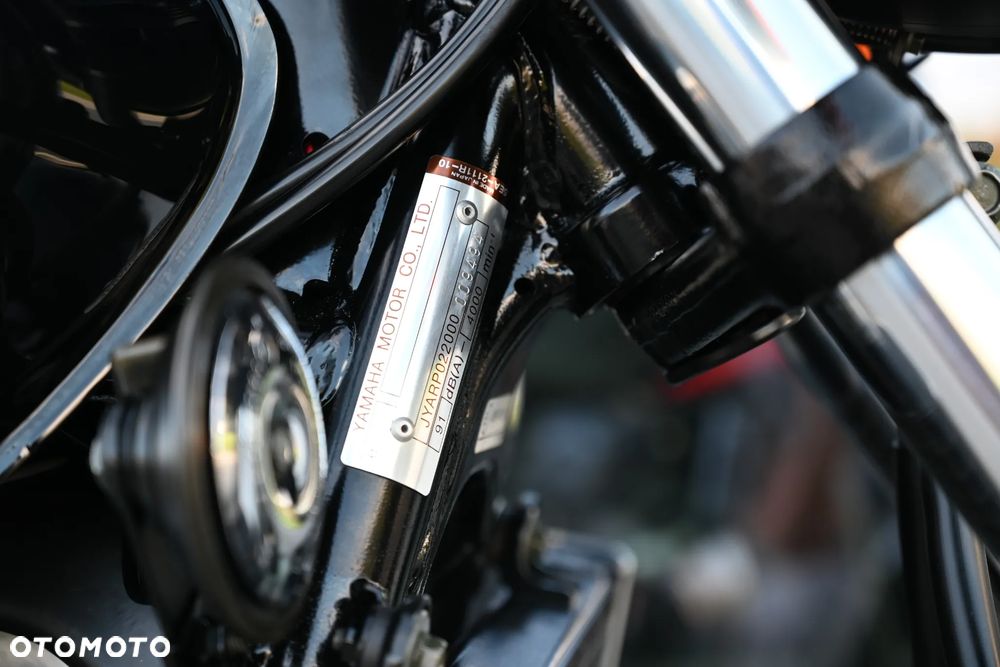 Yamaha XJR - 36
