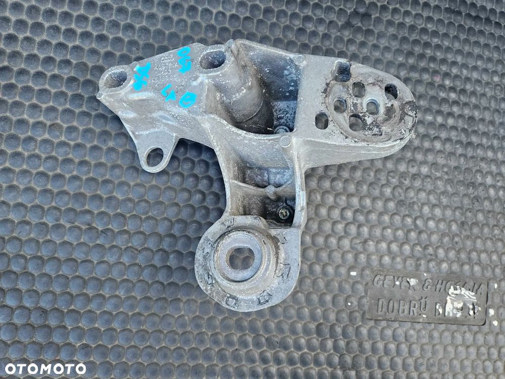 Łapa Mocowanie 8E0199351 8E0199352 Wspornik Silnika Podpora Poduszki Drazka Audi A4 B6 B7 - 3