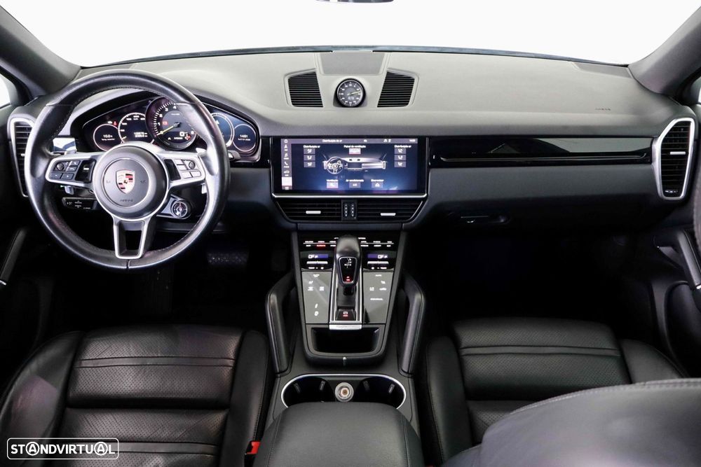 Porsche Cayenne Coupé E-Hybrid - 29