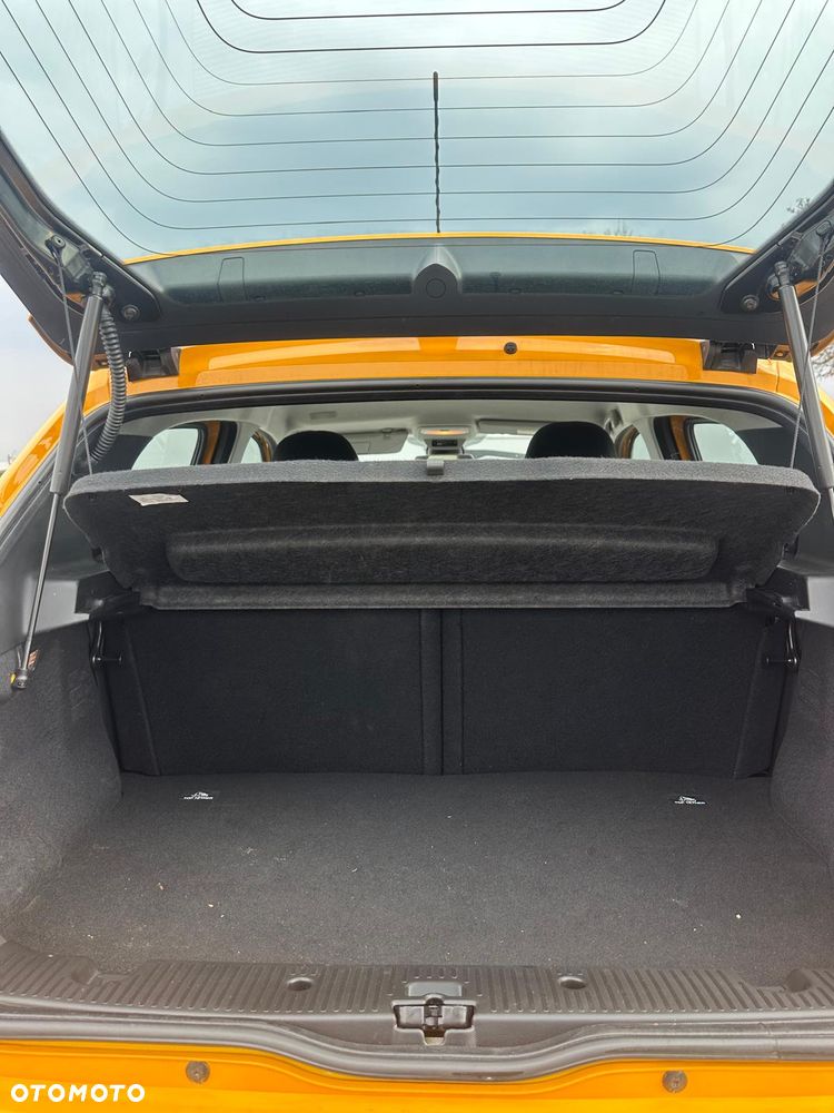 KNAUS Live i 700 - 19
