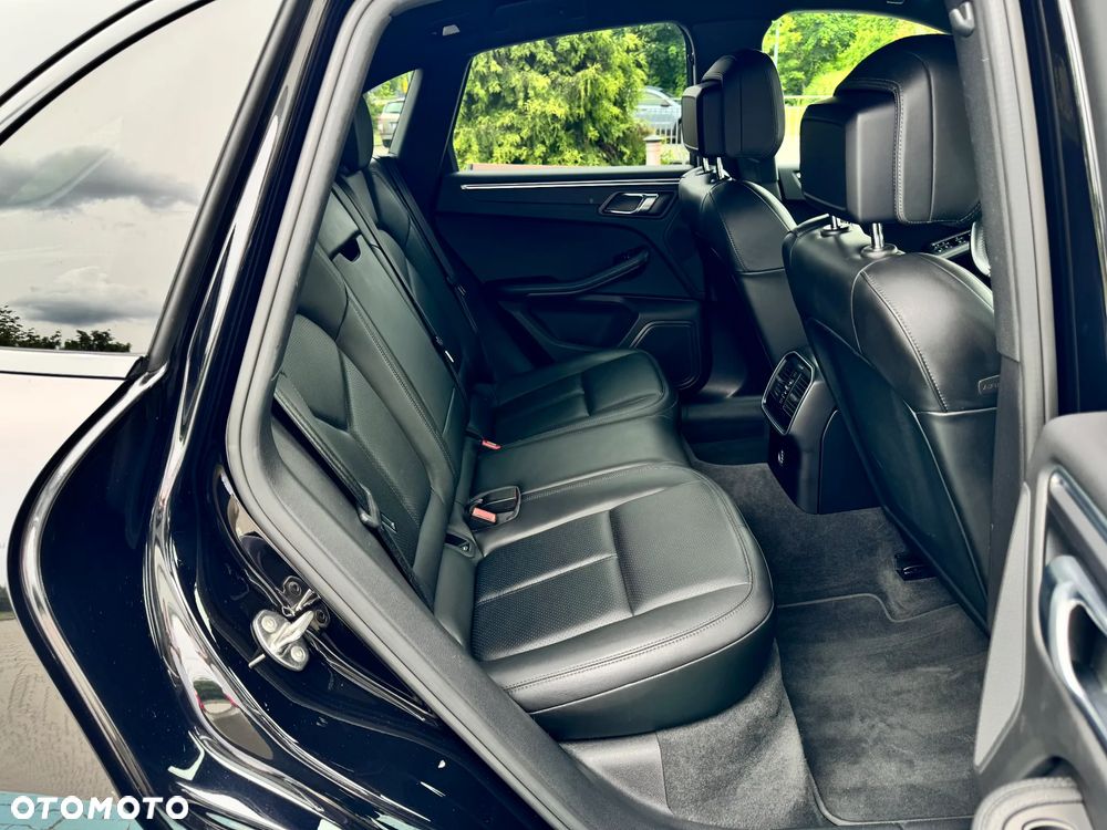 Porsche Macan - 18