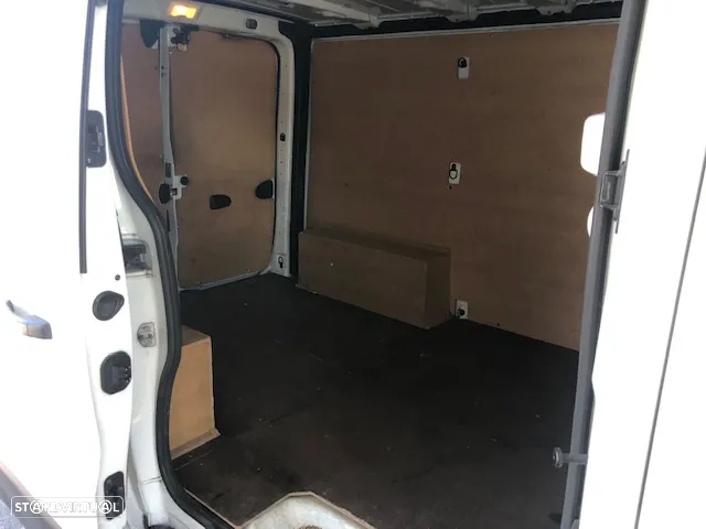 Renault Trafic 1.6 dCi com IVA Dedutível - 10