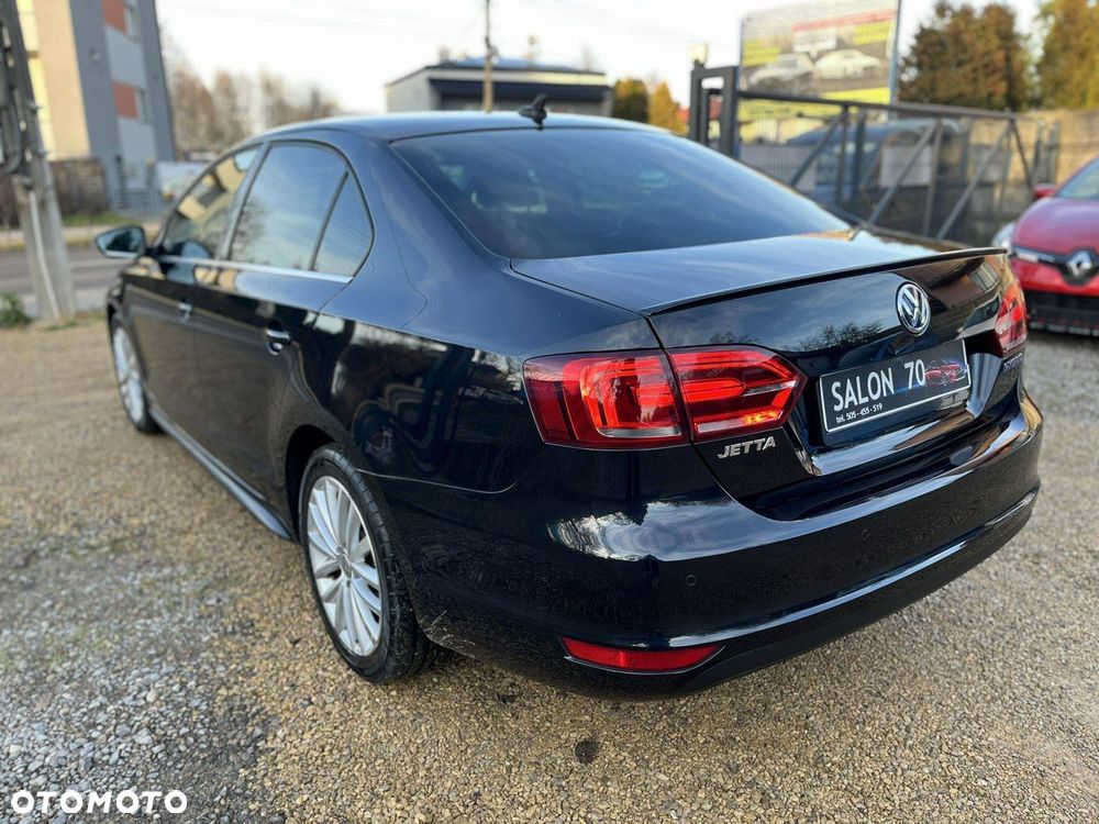 Volkswagen Jetta - 10