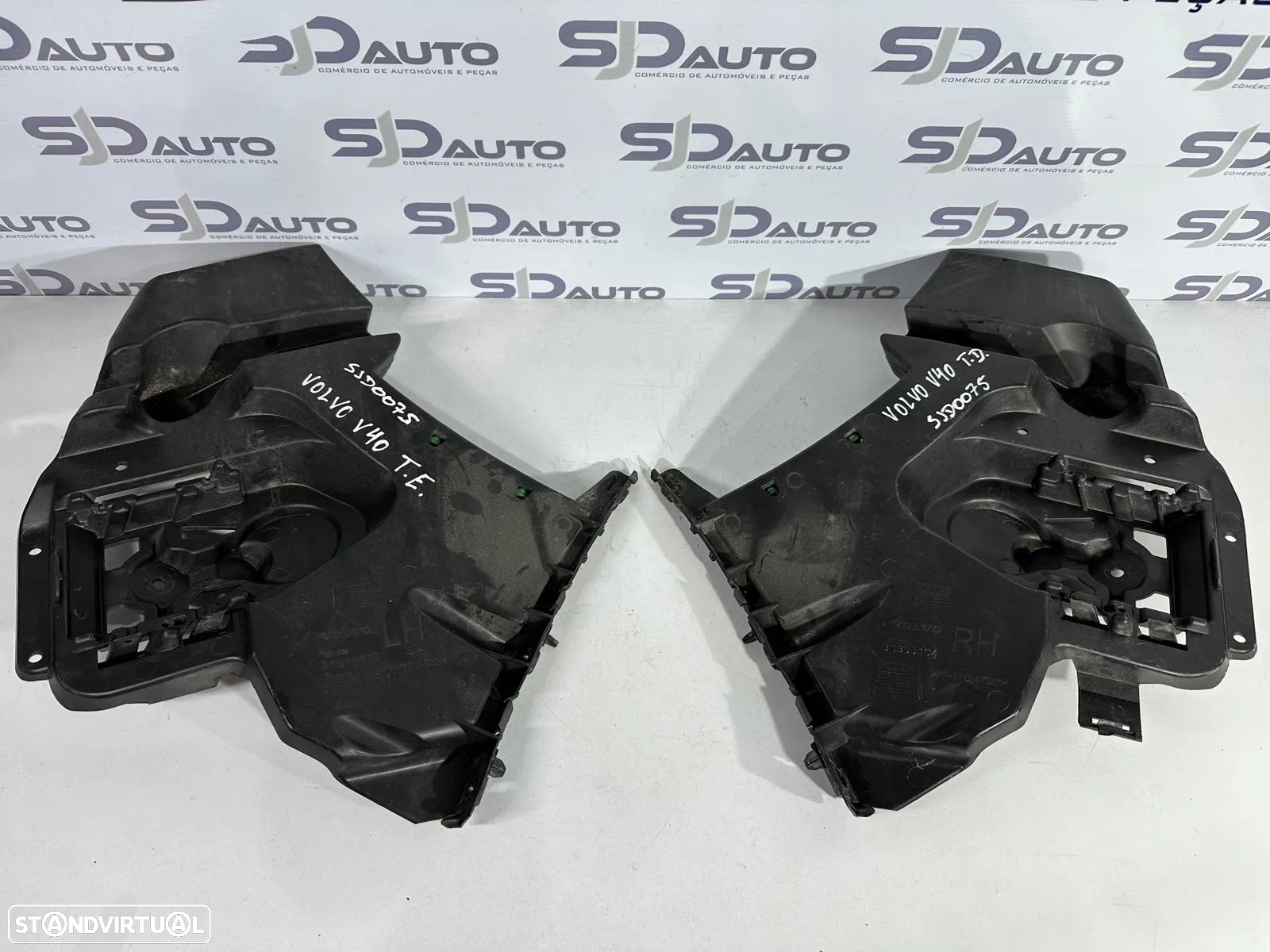 Parachoques Trás - Volvo V40 R-Design (2013) - 8