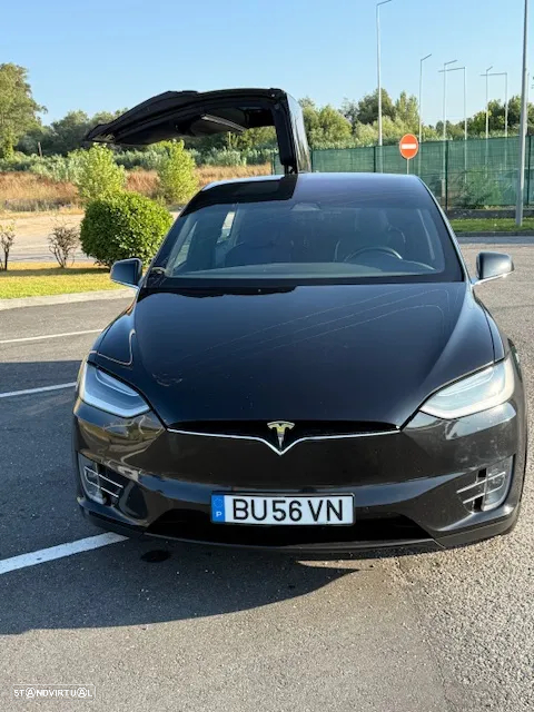 Tesla Model X 100D AWD - 11
