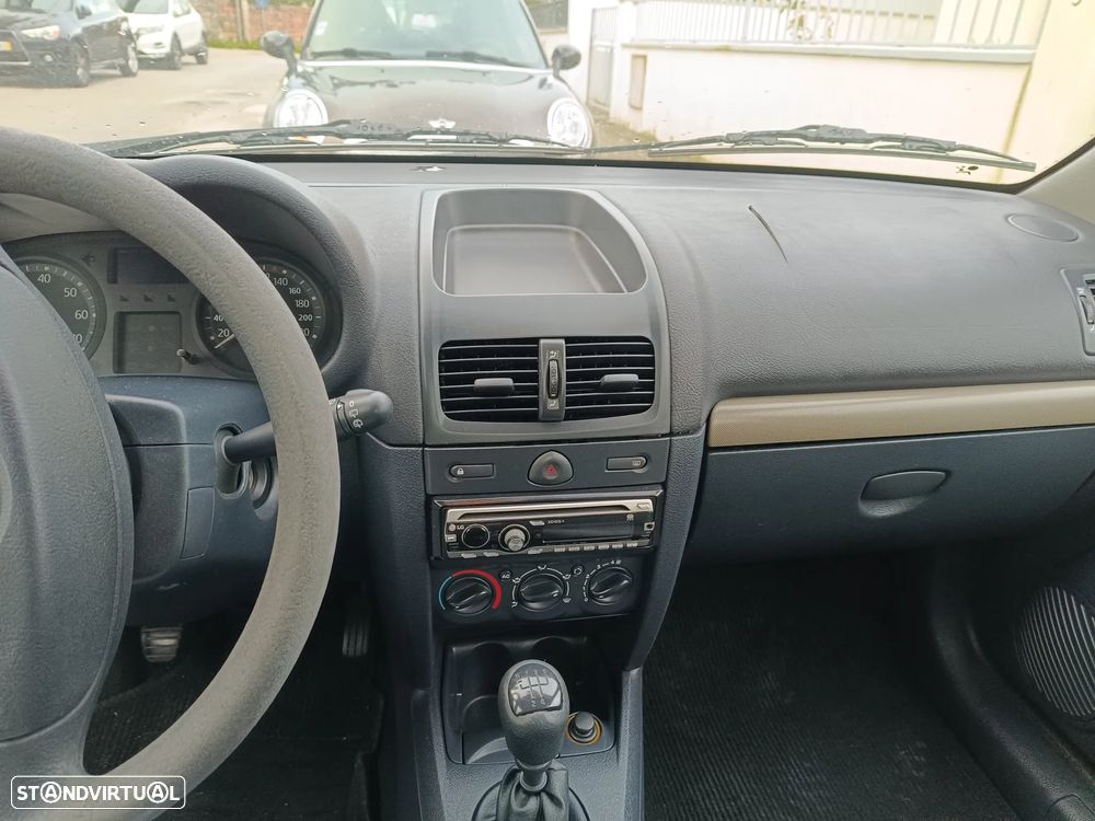 Renault Clio 1.5 dCi Expression - 7