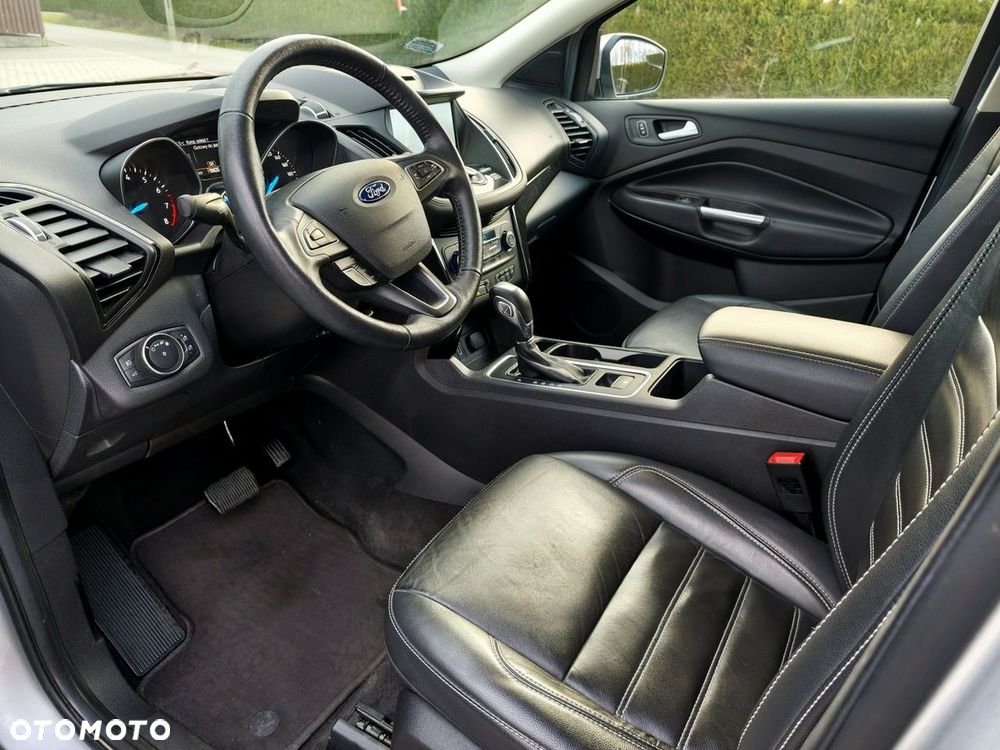 Ford Escape 2.0 EcoBoost AWD Titanium - 5