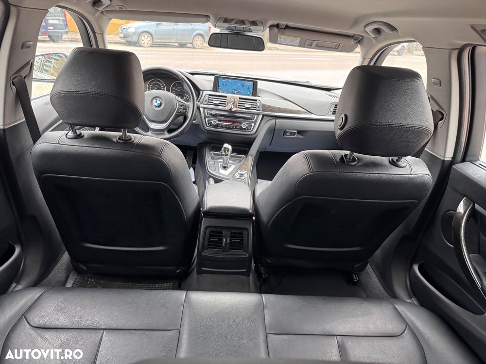 BMW Seria 3 320d Aut. Luxury Line - 21