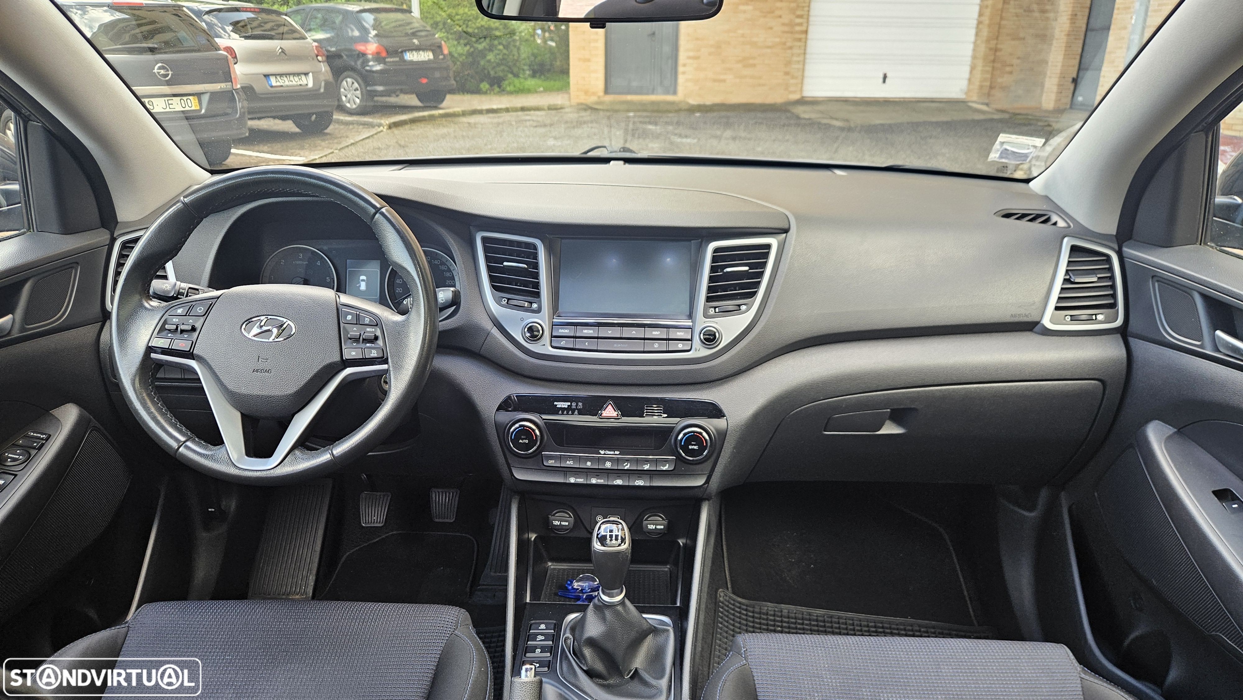 Hyundai Tucson 1.7 CRDi Premium - 14