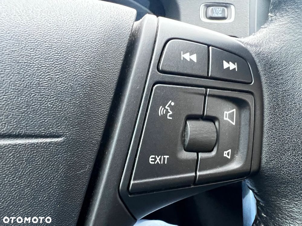 Volvo V60 D2 Momentum - 18