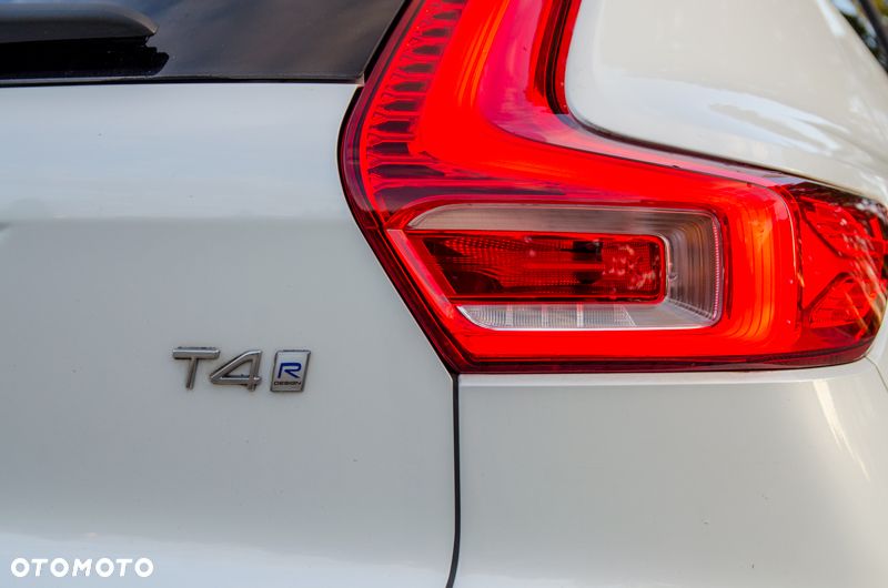 Volvo XC 40 T4 Geartronic R-Design - 8