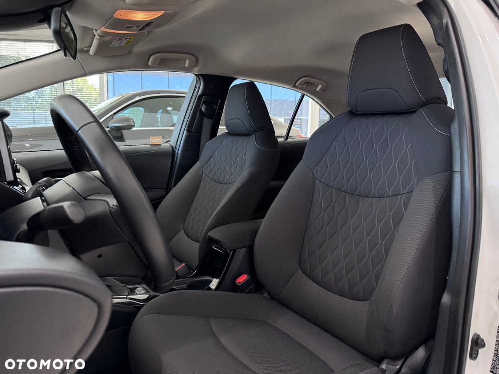 Toyota Corolla - 10