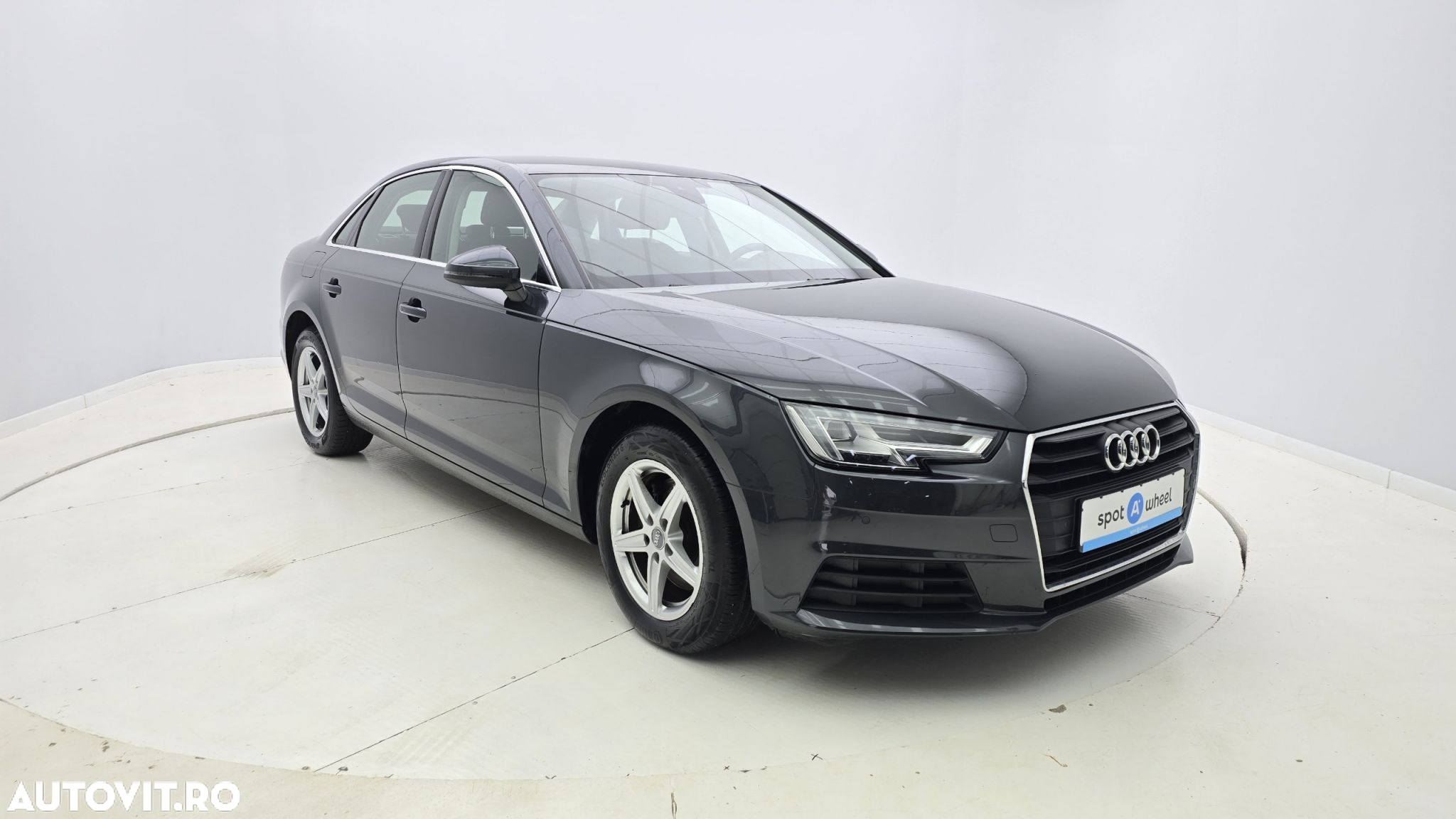 Audi A4 - 4
