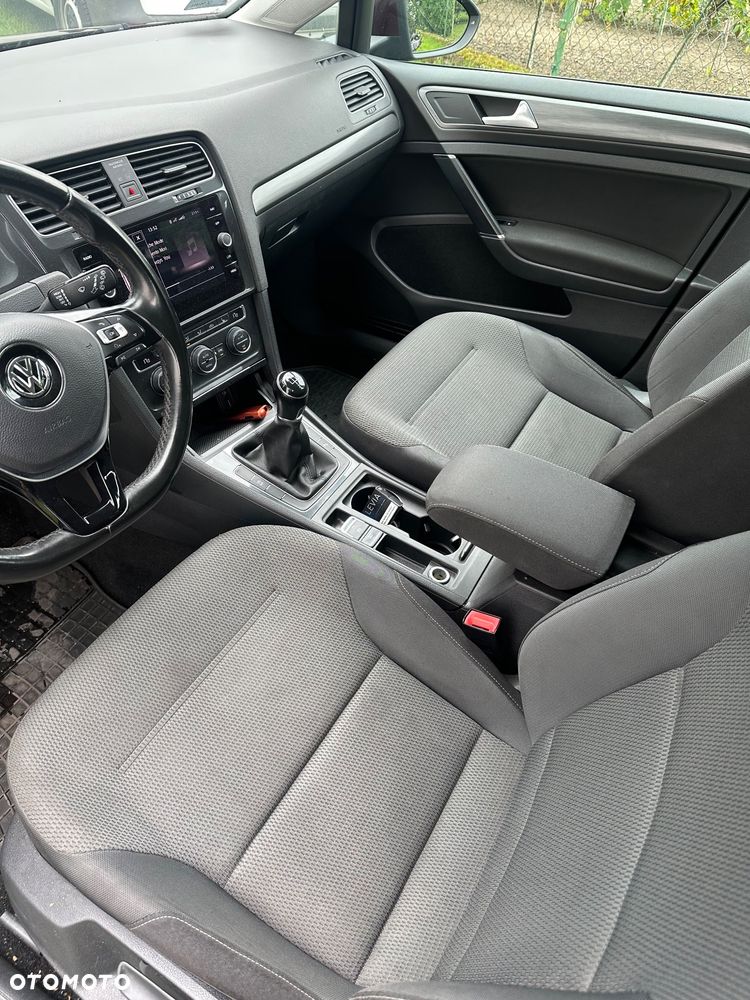 Volkswagen Golf 1.6 TDI BMT Comfortline - 9