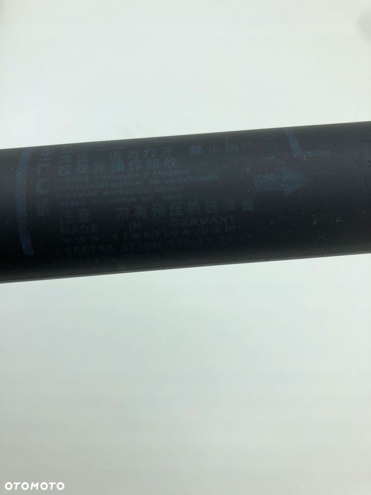 BMW X1 F48 SIŁOWNIKI KLAPY ELEKTRYCZNE KOMPLET 7481807 - 9
