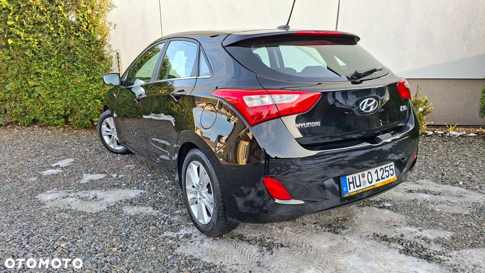 Hyundai i30 i30cw 1.4 Fifa World Cup Edition - 3