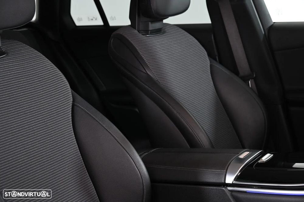 Mercedes-Benz GLC 300 e 4Matic - 24
