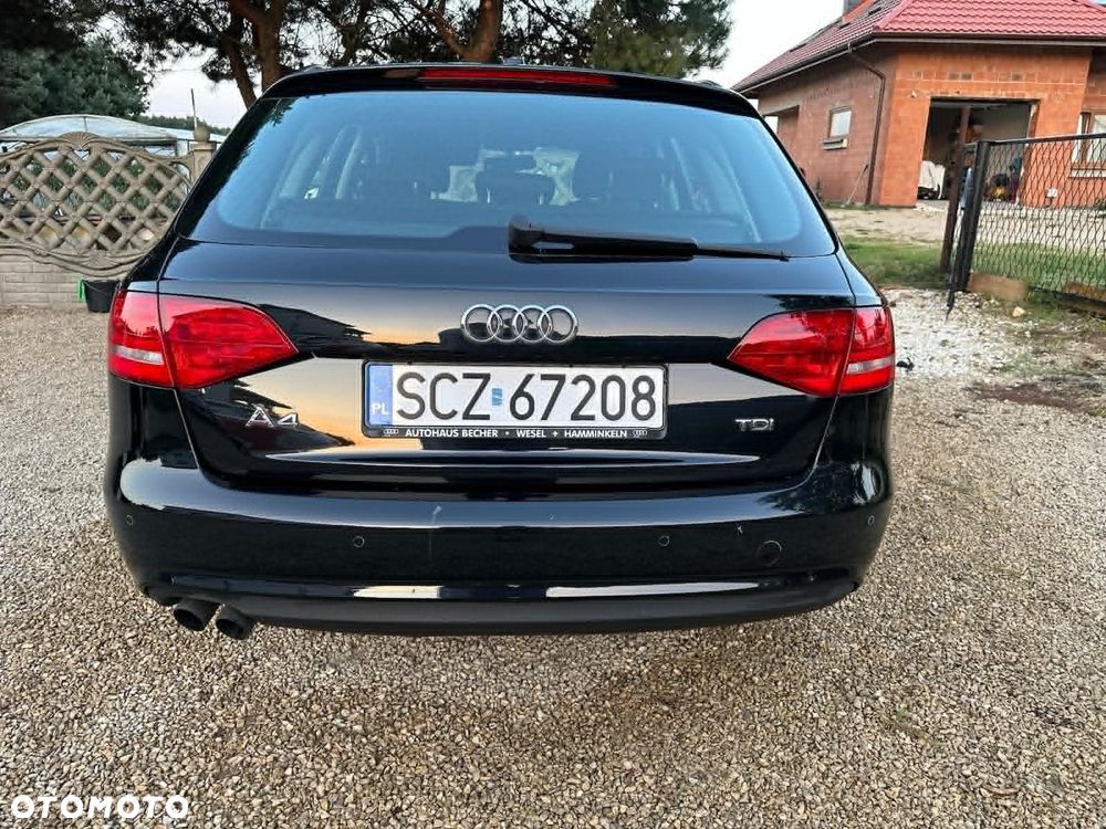 Audi A4 Avant - 9
