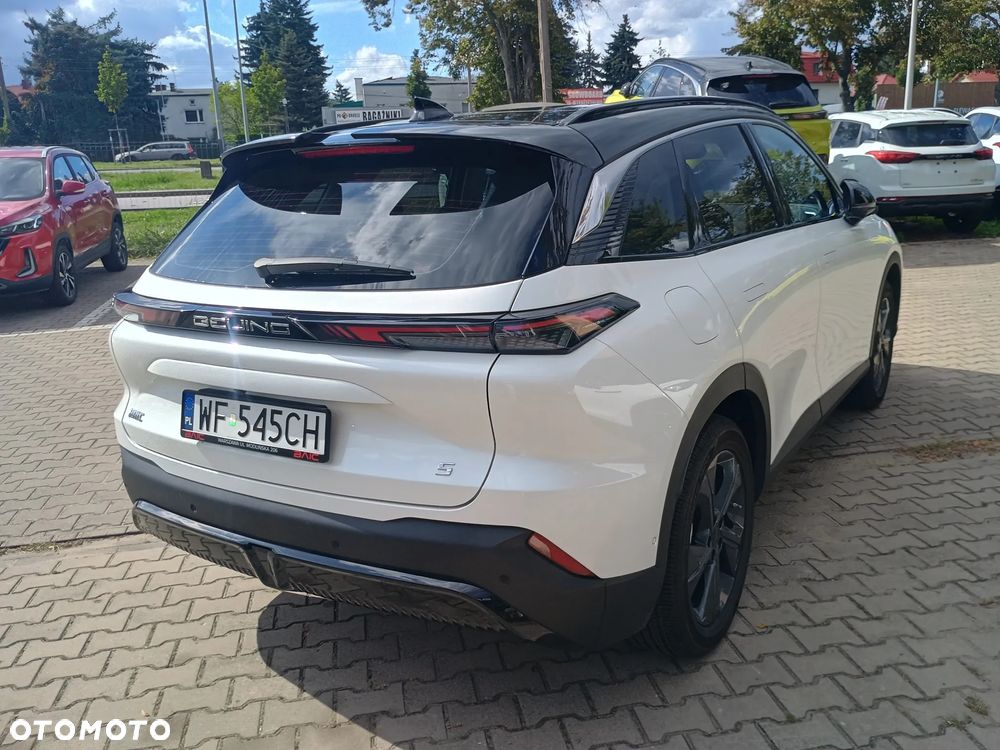 BAIC 5 1.5T Comfort DCT - 10