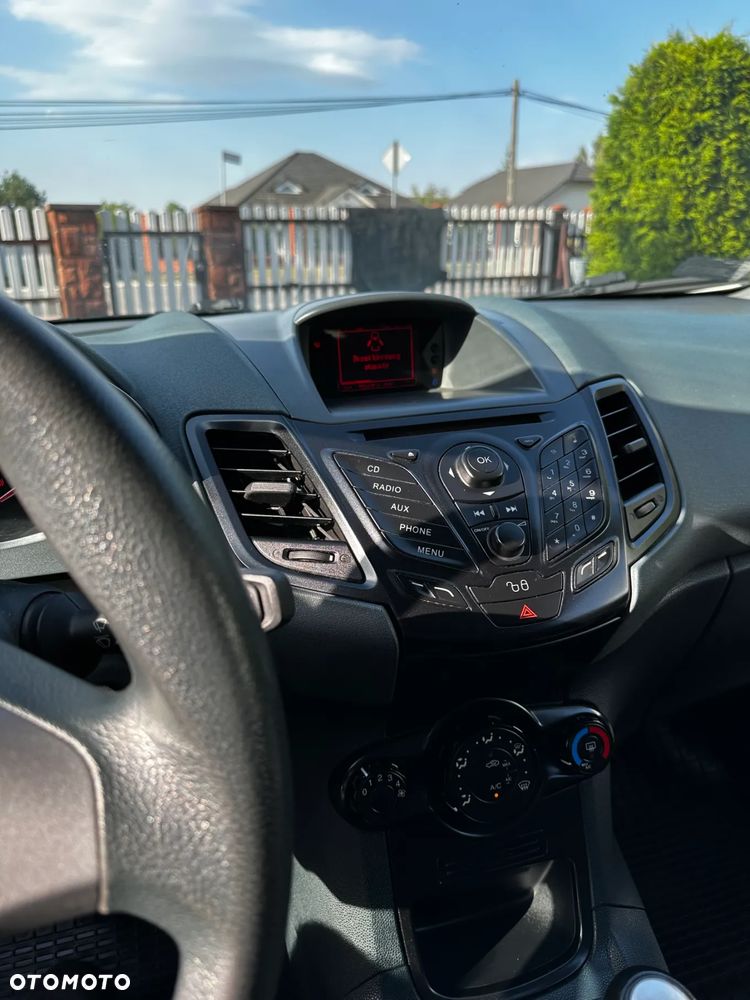 Ford FIESTA - 11