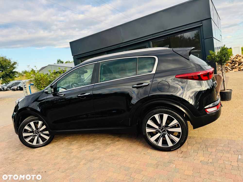 Kia Sportage 1.7 CRDI 2WD ISG Dream-Team Edition - 29