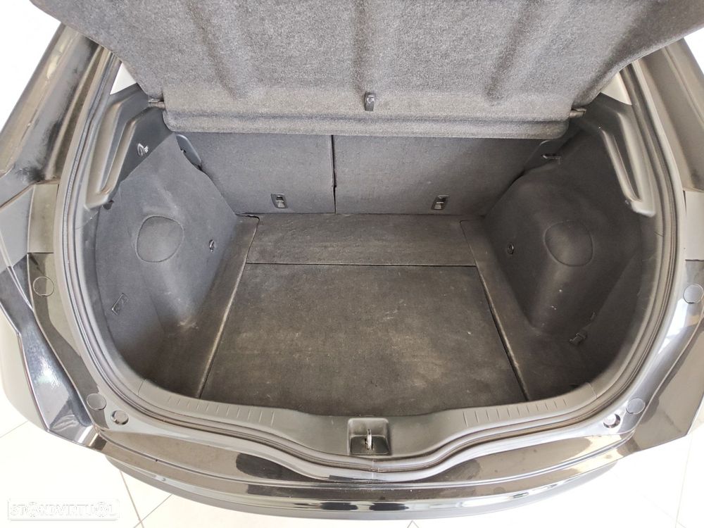 Honda Civic 1.8 Sport - 35