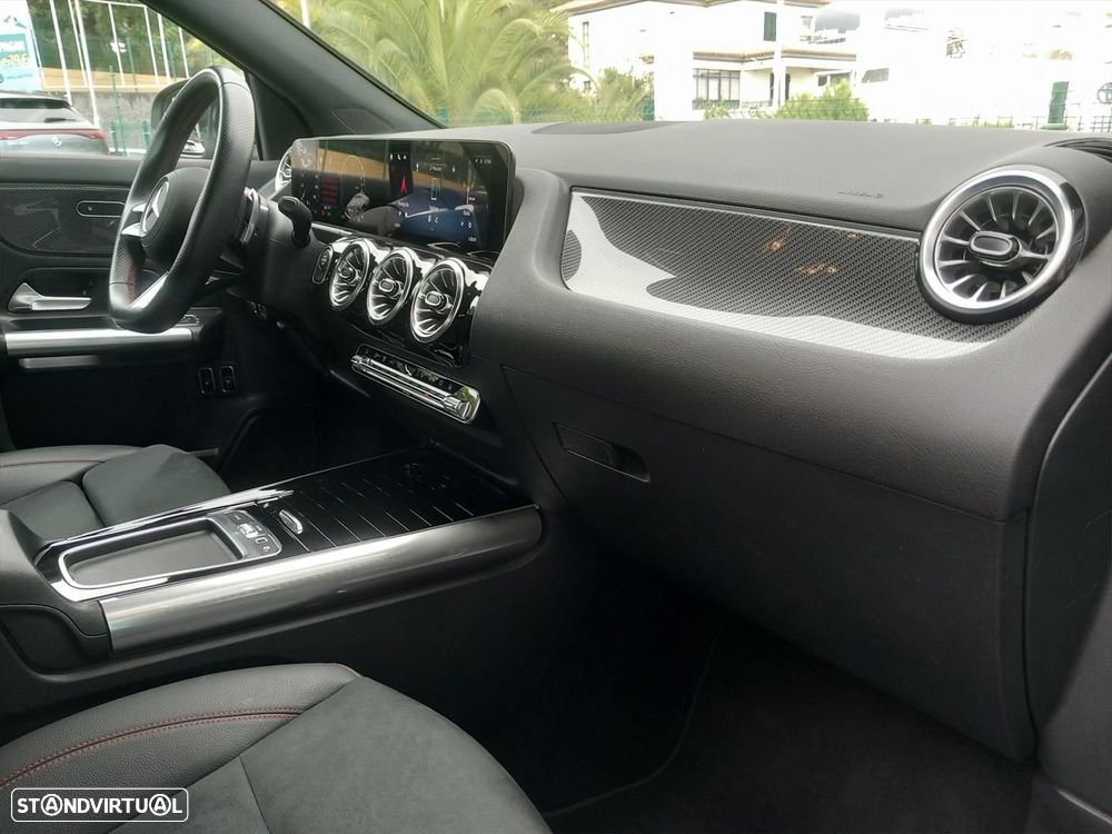Mercedes-Benz GLA 250 e AMG Line - 21