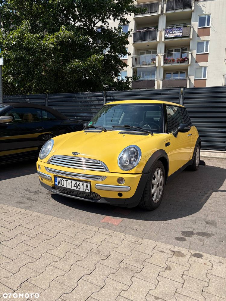 MINI Cooper Standard - 1